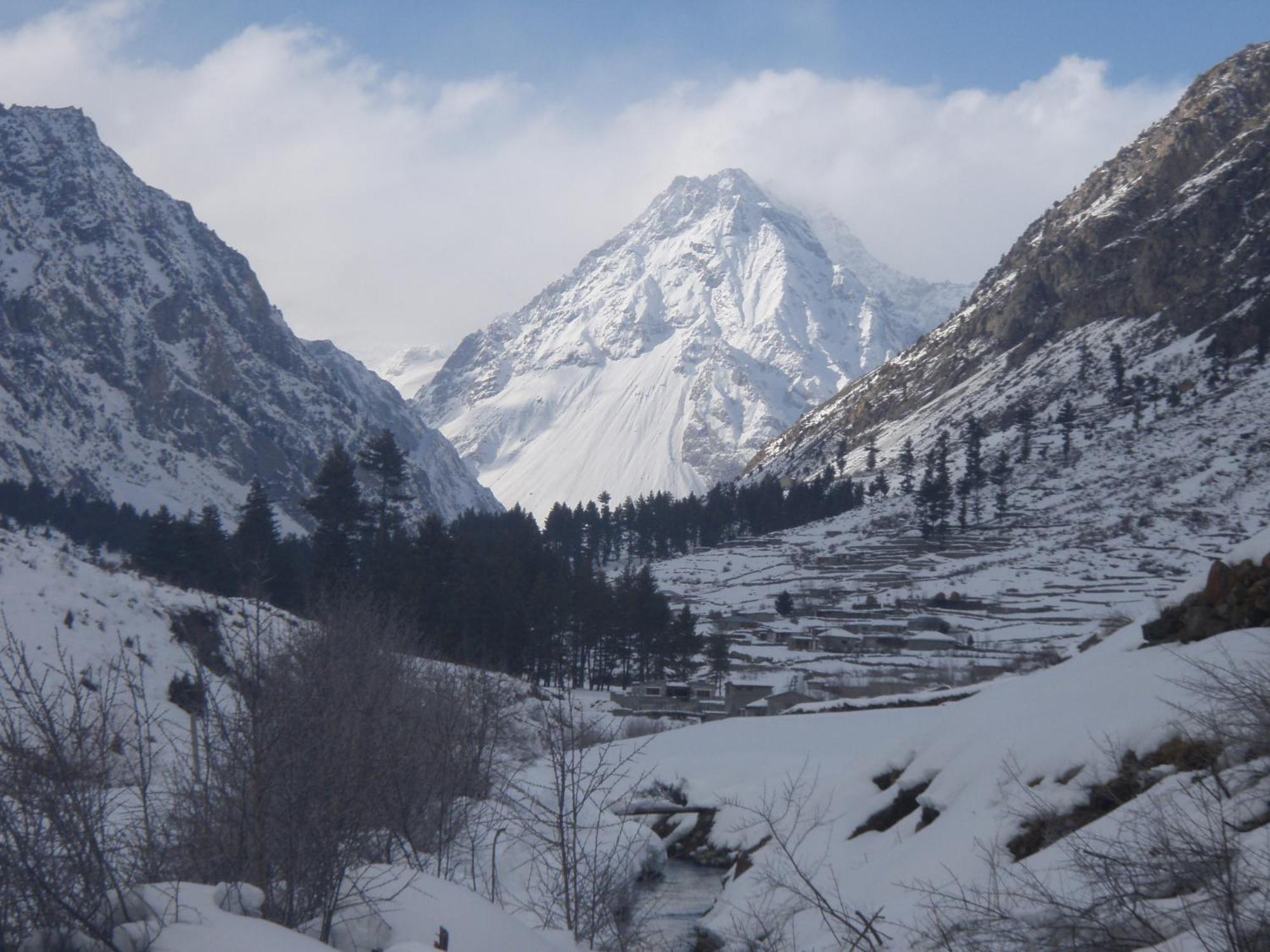 Gilgit Serena Hotel ภายนอก รูปภาพ