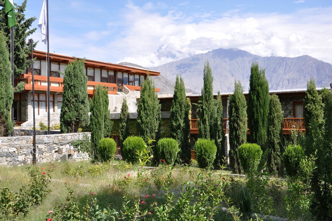 Gilgit Serena Hotel ภายนอก รูปภาพ