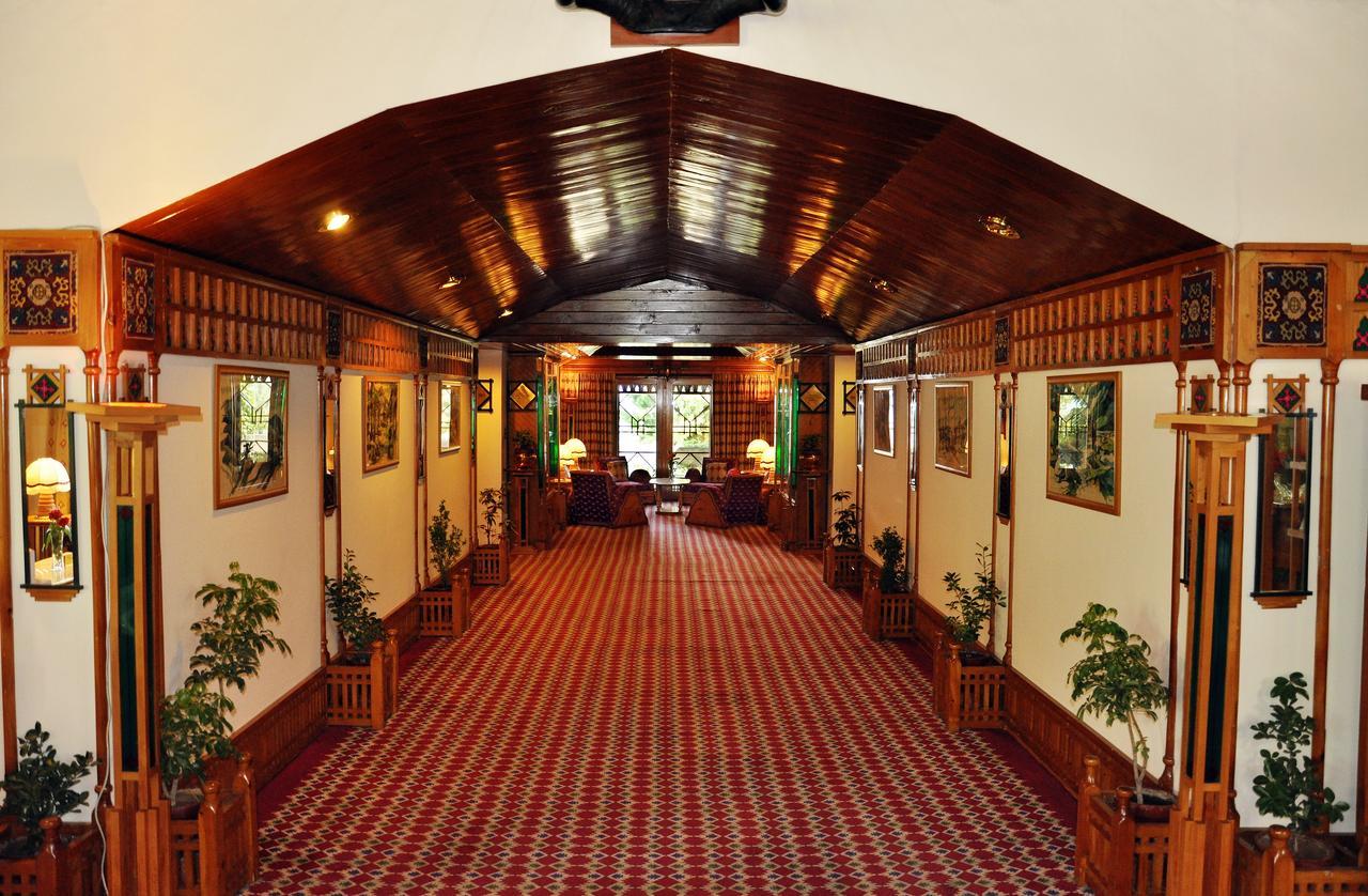 Gilgit Serena Hotel ภายนอก รูปภาพ