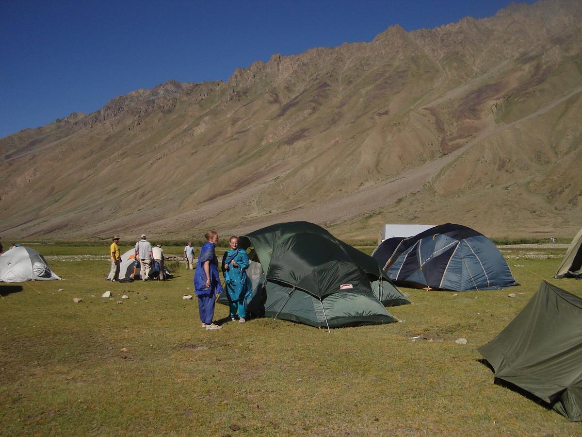 Gilgit Serena Hotel ภายนอก รูปภาพ