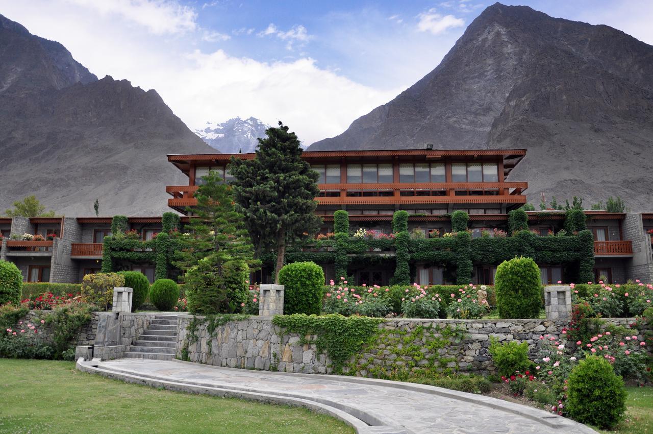 Gilgit Serena Hotel ภายนอก รูปภาพ