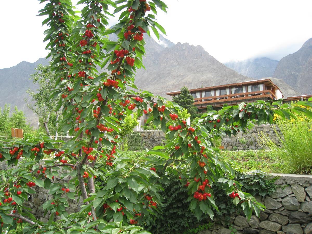 Gilgit Serena Hotel ภายนอก รูปภาพ