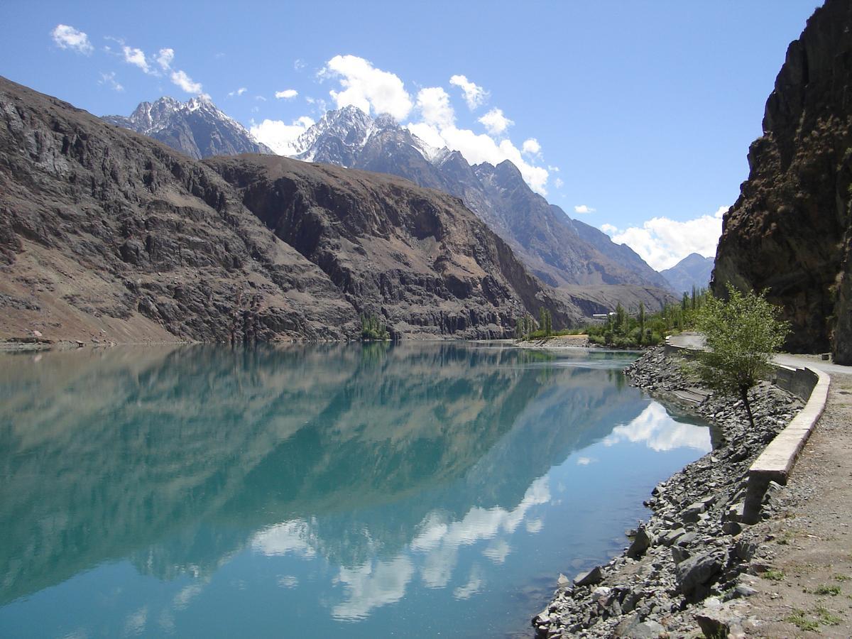 Gilgit Serena Hotel ภายนอก รูปภาพ